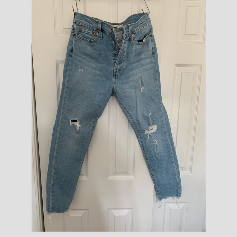 Levi’s Women’s Wedgie Skinny Size 29 Ankle Fit